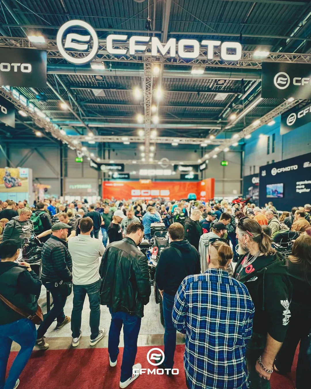 Motosalon 2026 v Brně: CFMOTO určuje tempo, GOES drží pozici dříče