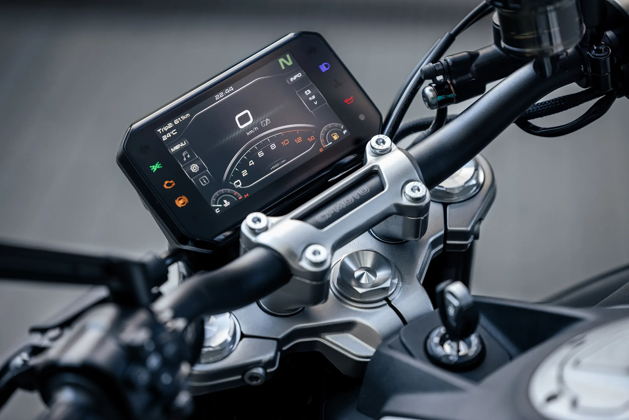 5″ TFT displej