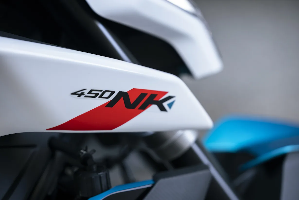 450NK — fotografie 1