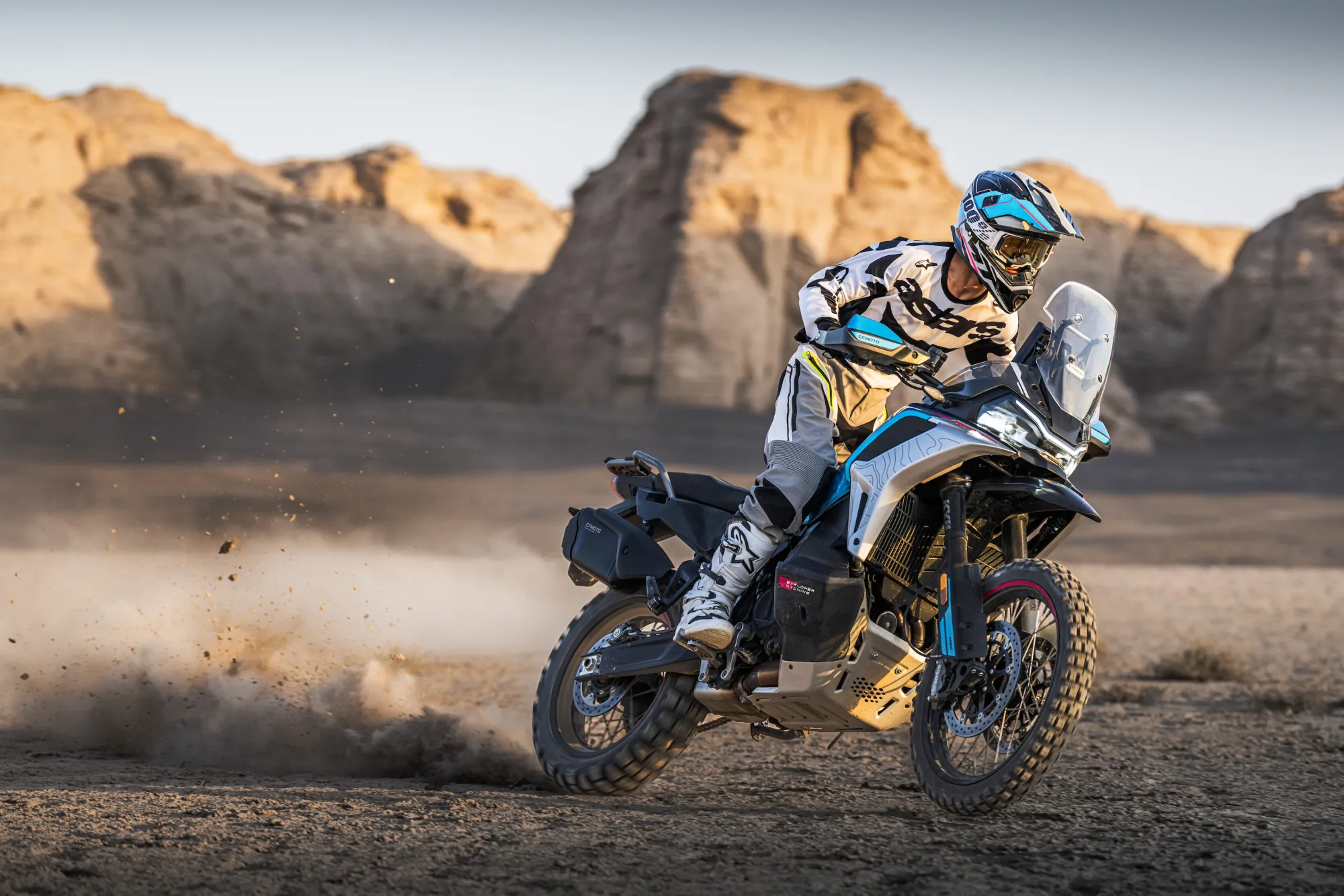 1000MT-X — fotografie 6