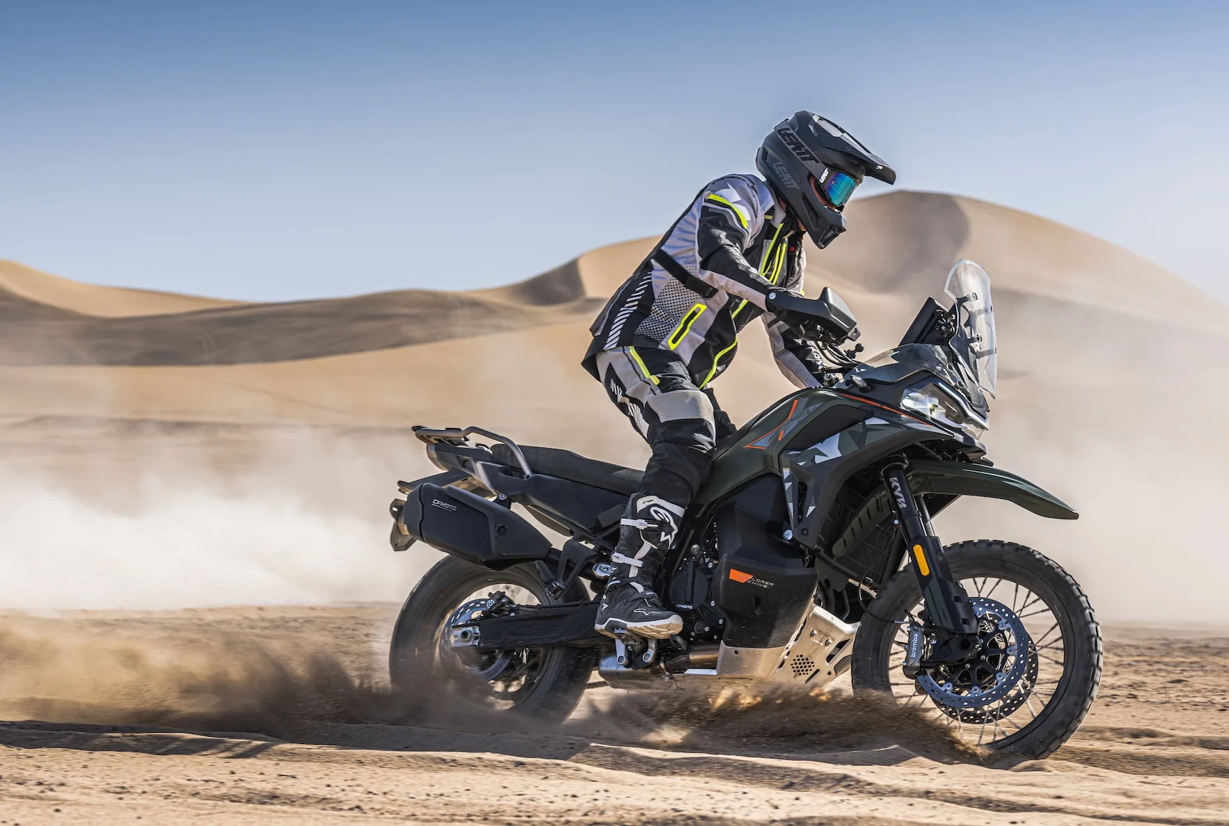 1000MT-X — fotografie 7